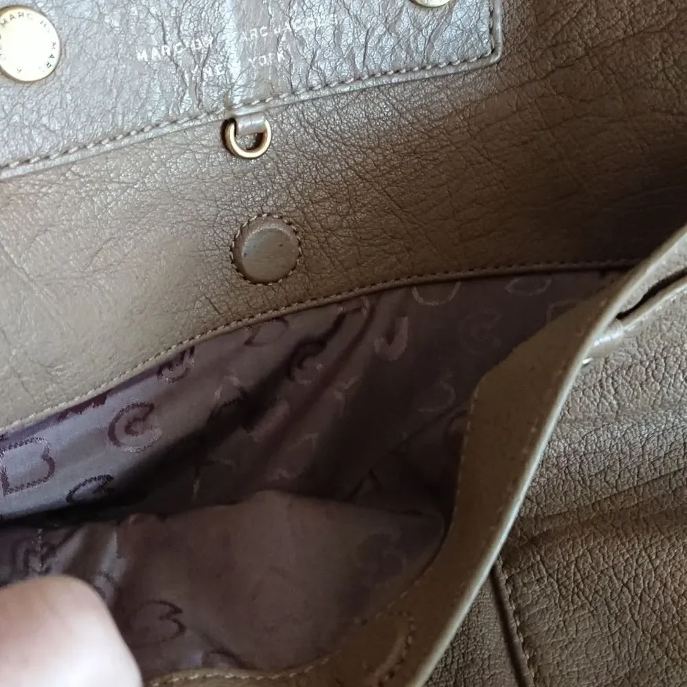 MARC by Marc Jacobs Preppy Leather Hobo Bag - light brown
